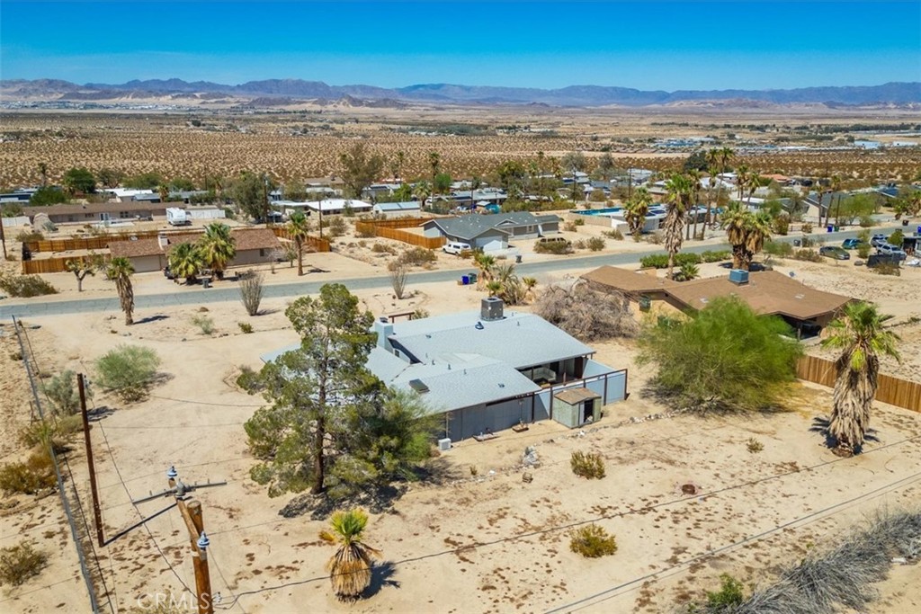 main property photo 41