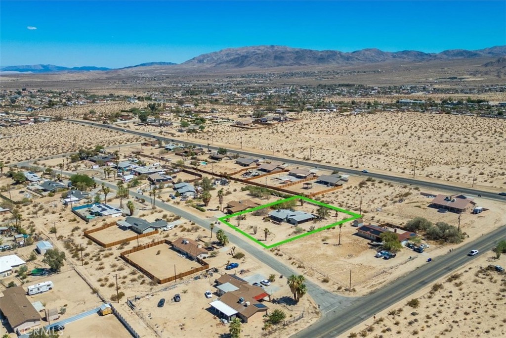 main property photo 45