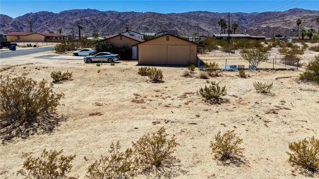 main property photo 26