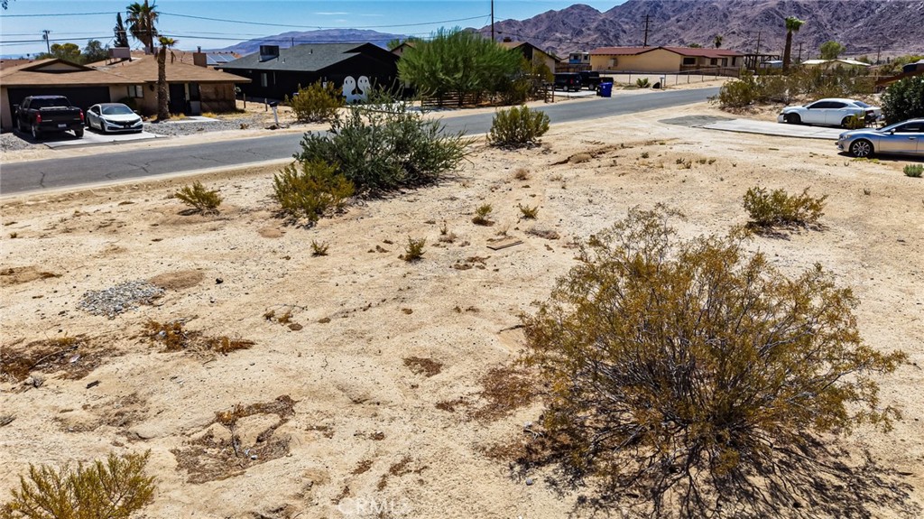 main property photo 27