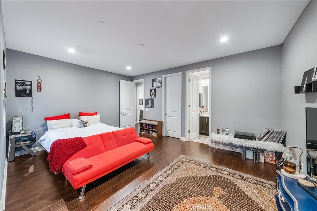 main property photo 58