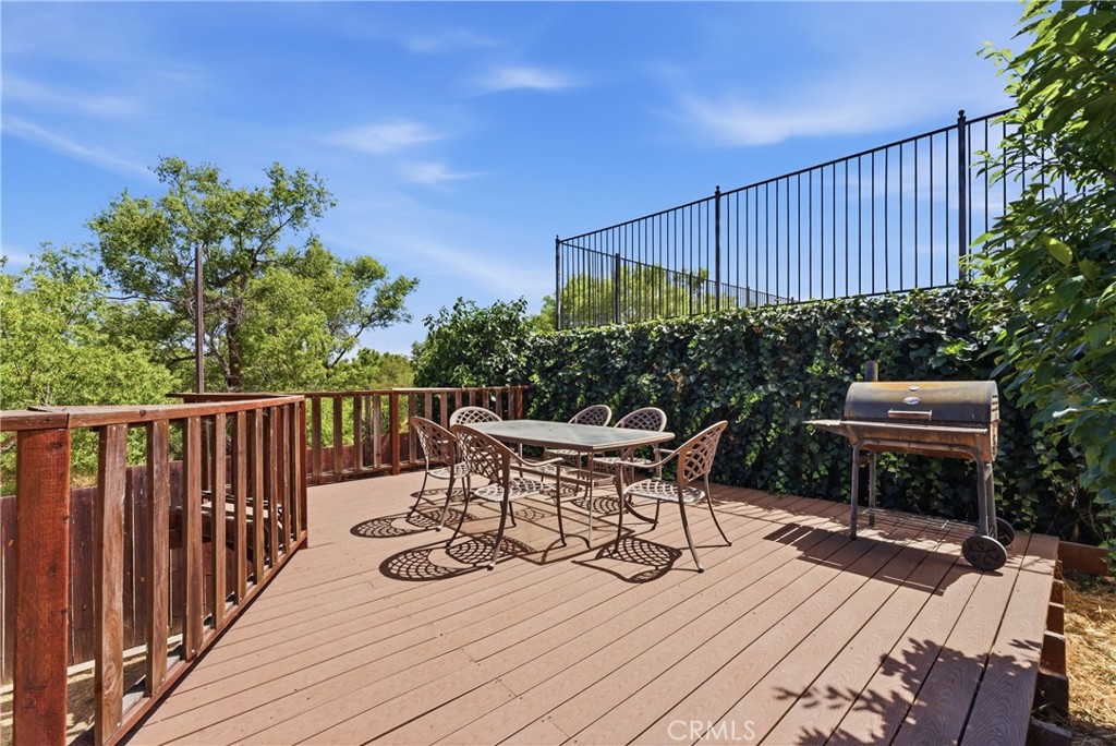 main property photo 29