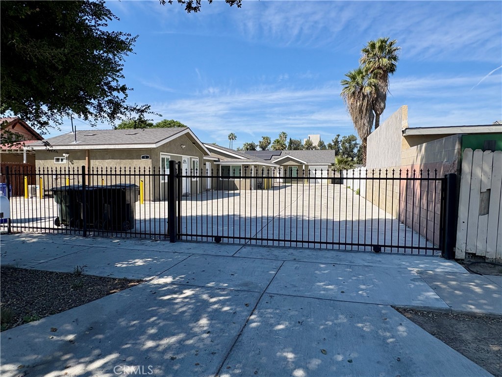 main property photo 23