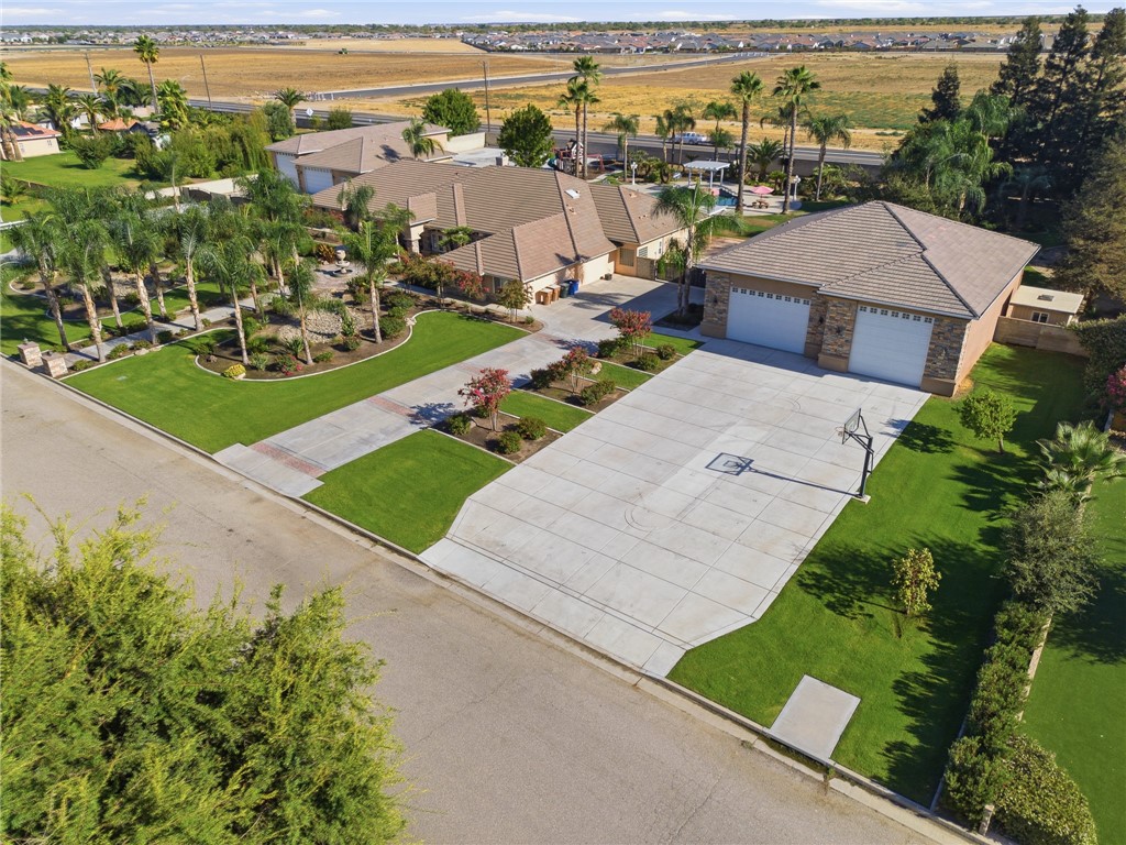 main property photo 73
