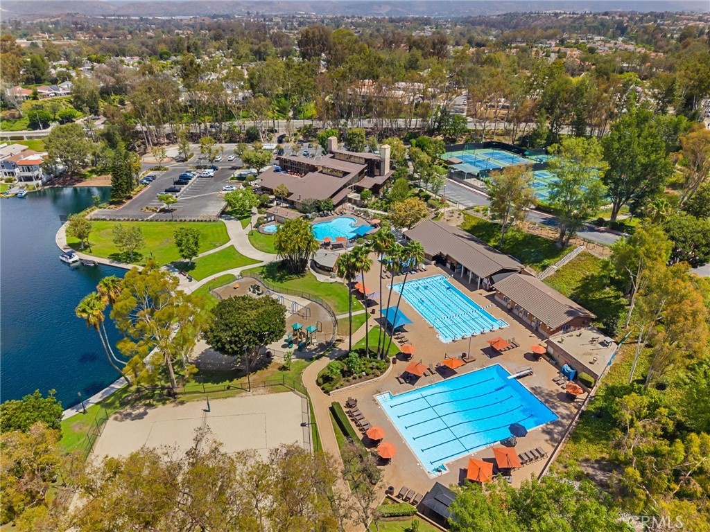main property photo 67