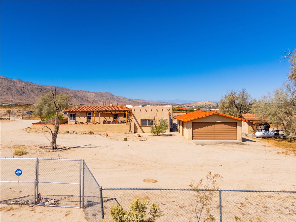 main property photo 33