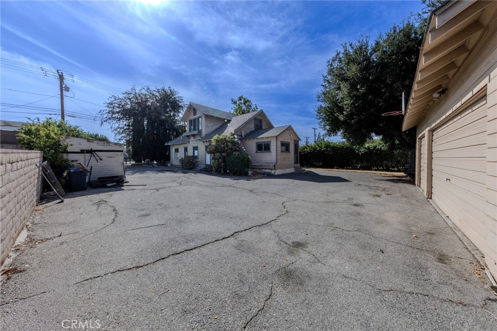 main property photo 21