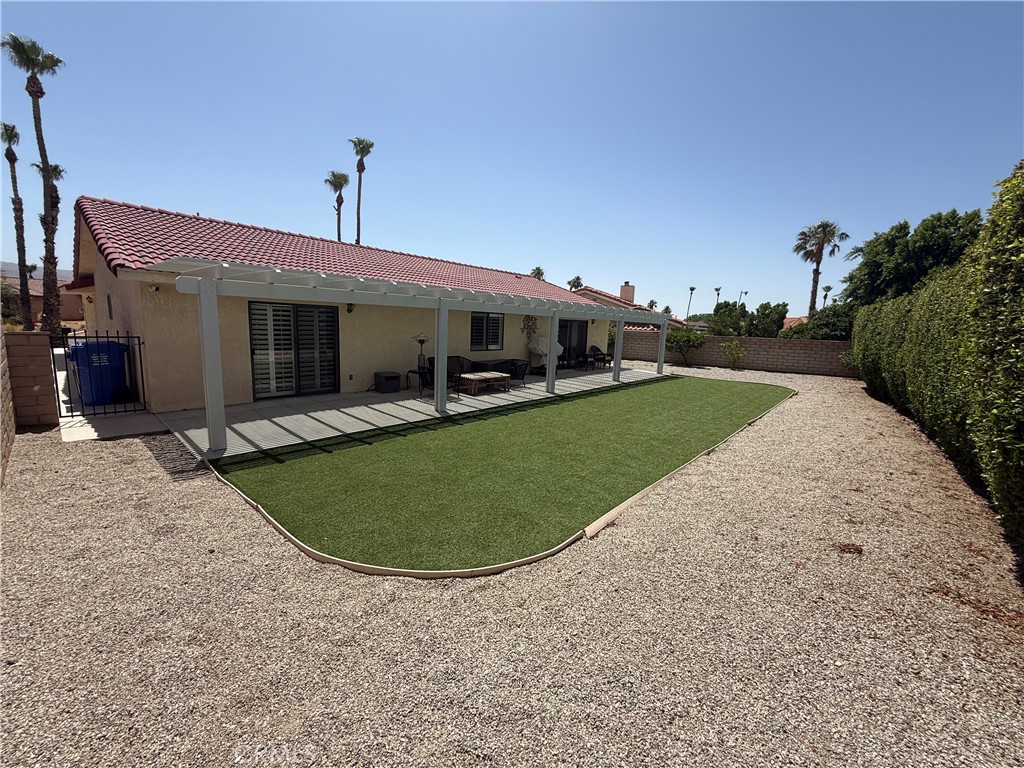 main property photo 12