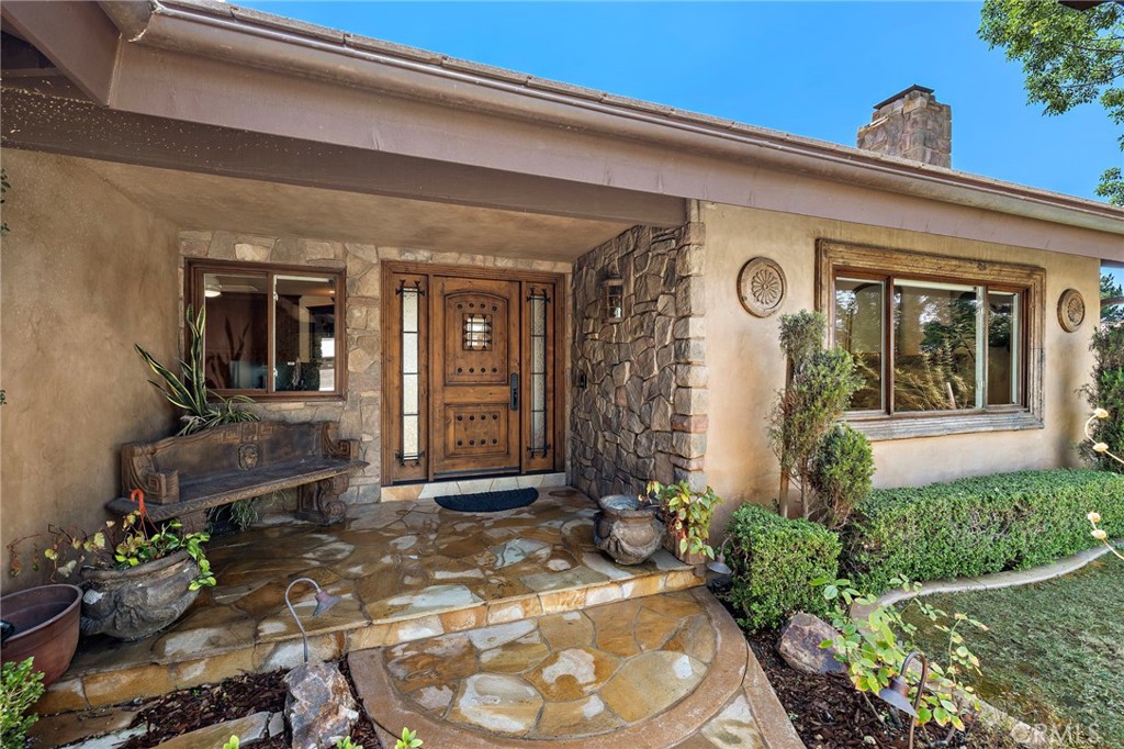 main property photo 5