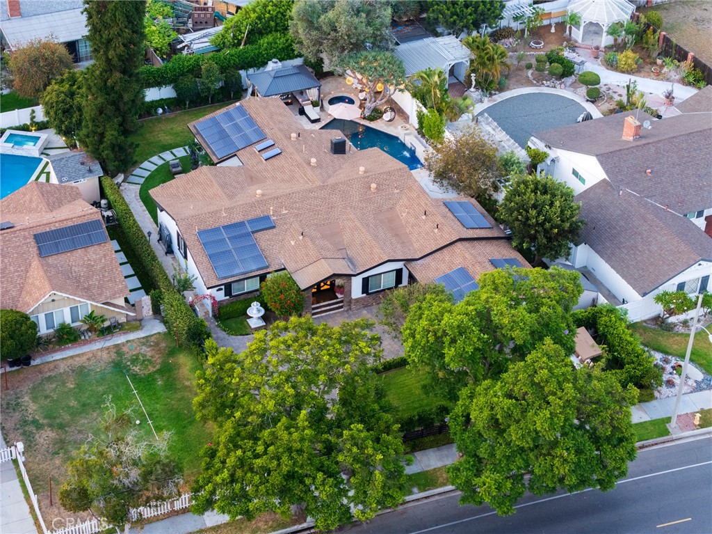 main property photo 59