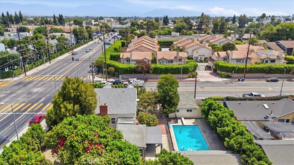 main property photo 70