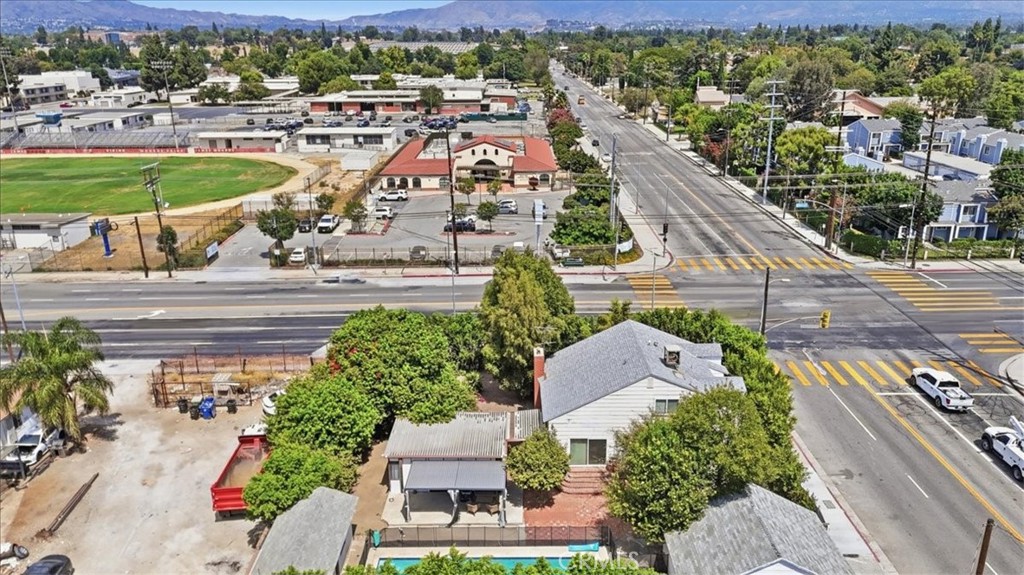 main property photo 73