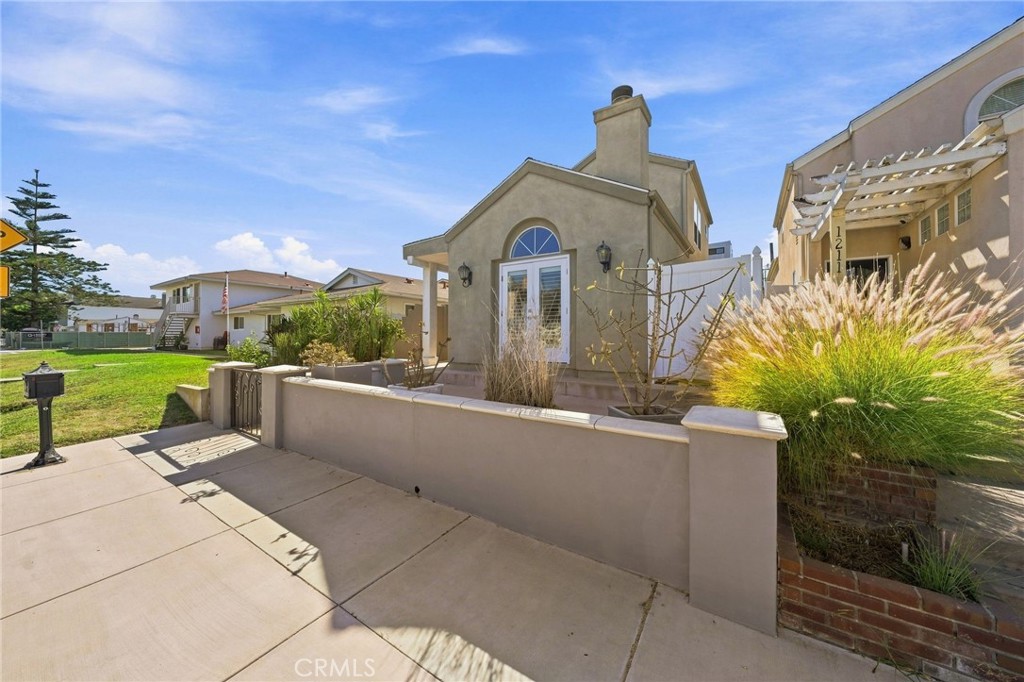 main property photo 6