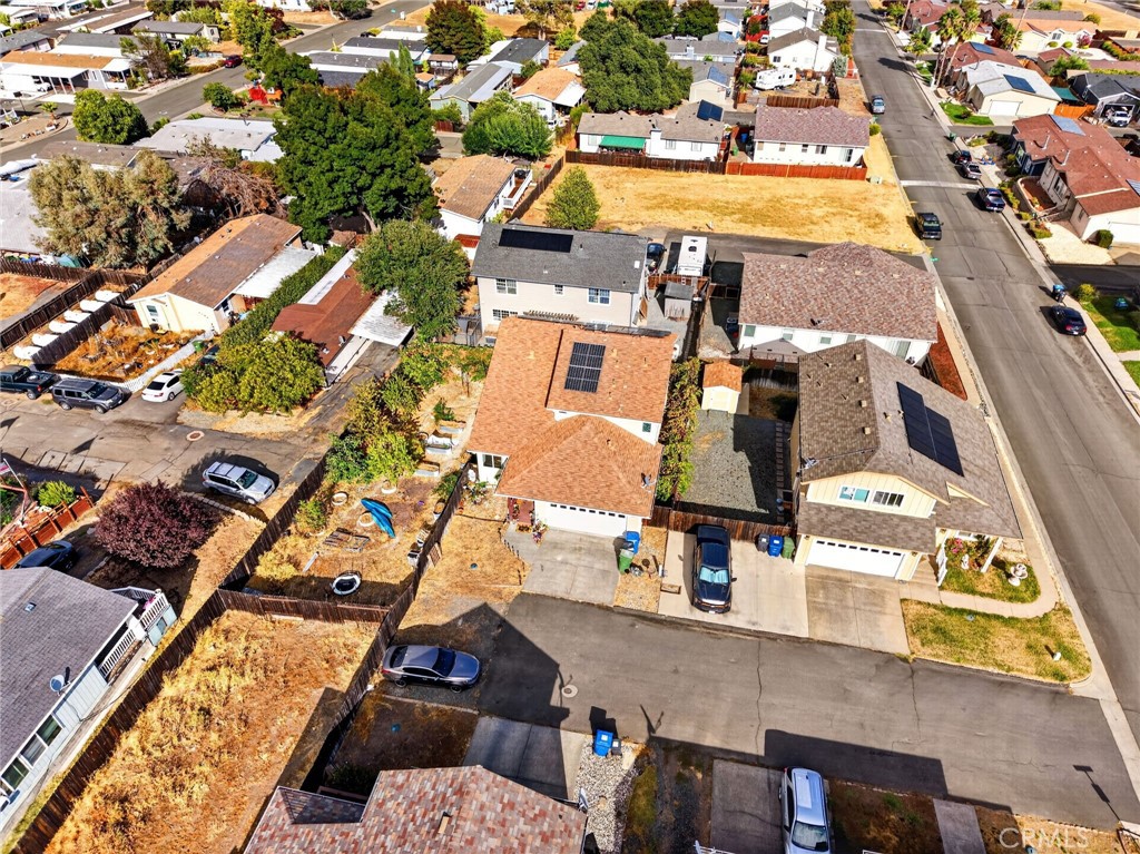 main property photo 39