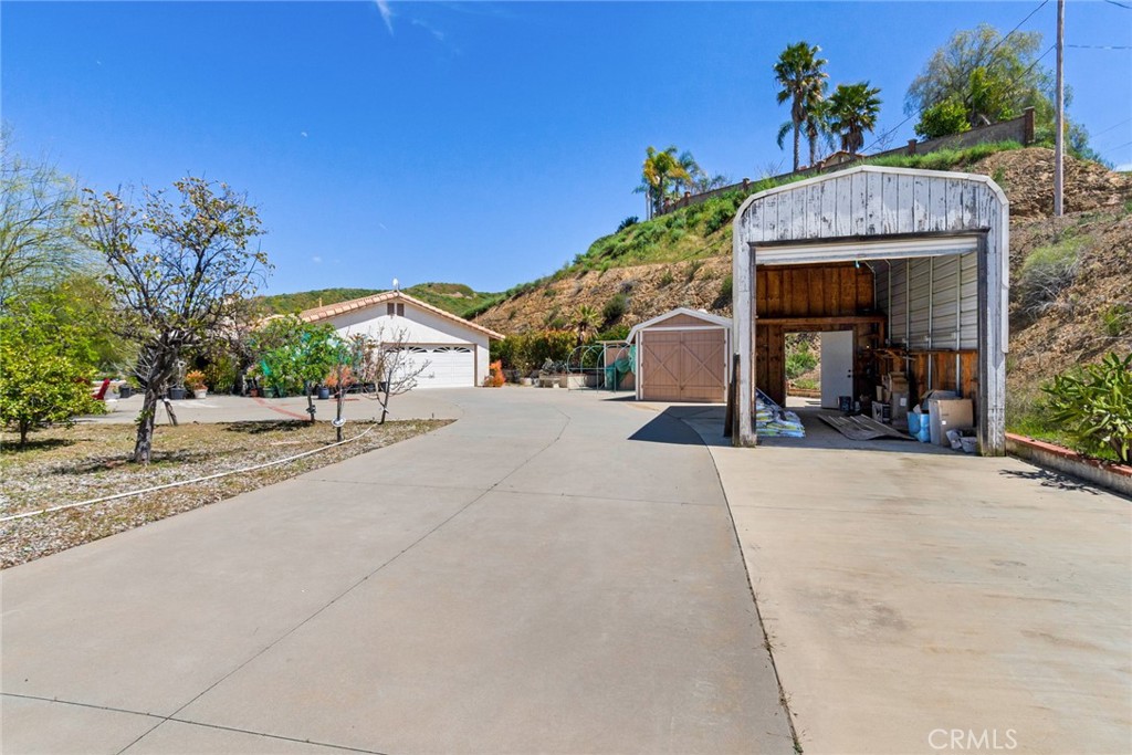 main property photo 24