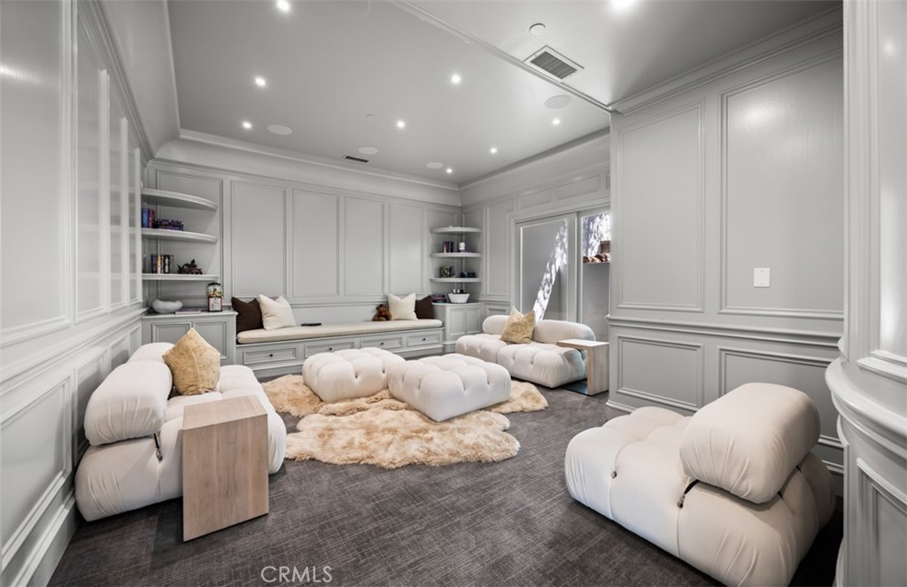 main property photo 63