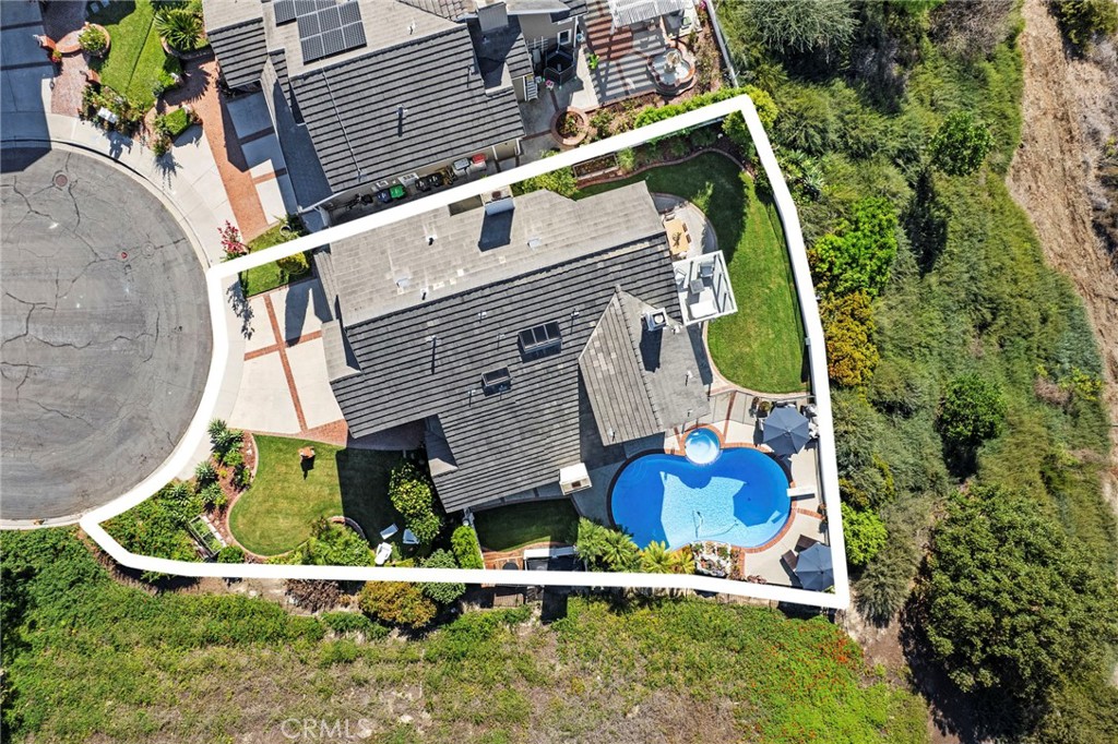 main property photo 47