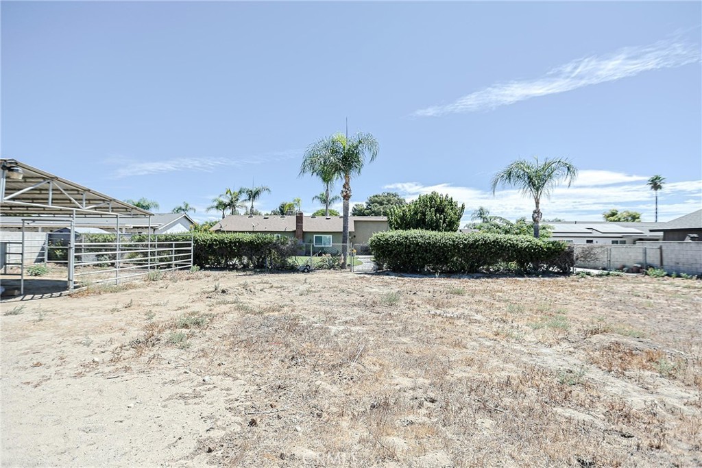 main property photo 39