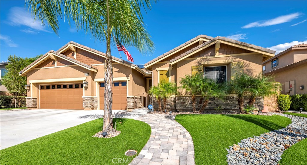 main property photo 9