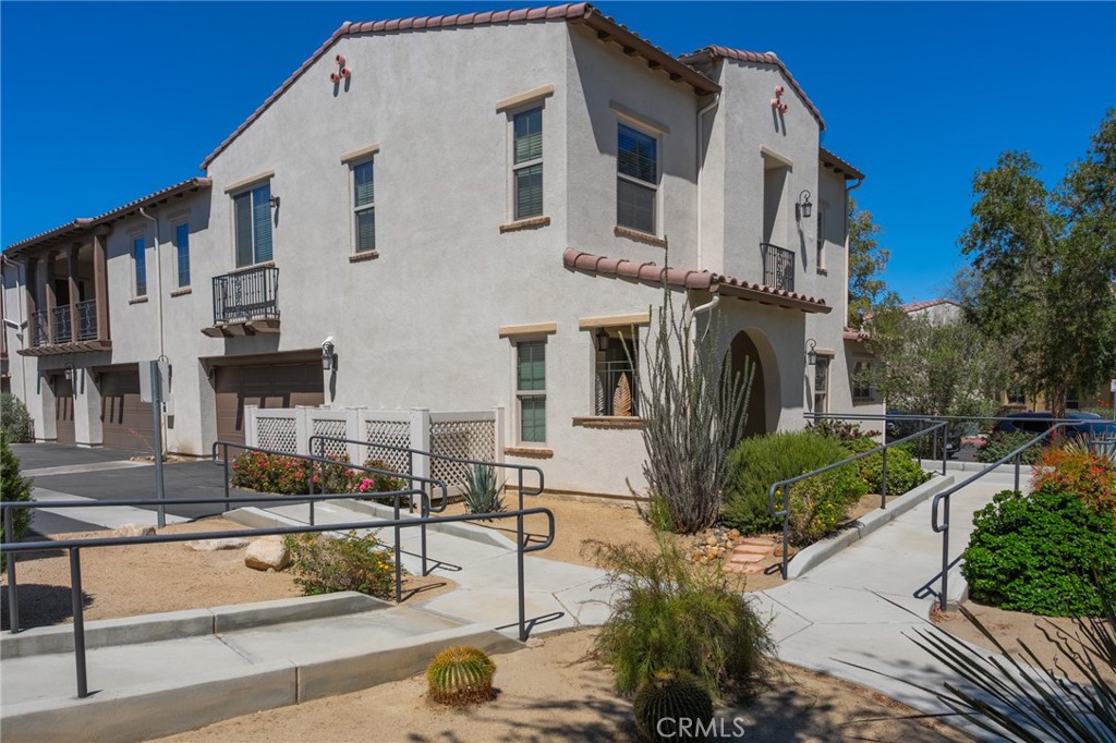 main property photo 18