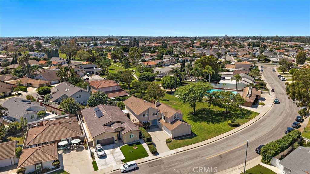 main property photo 45