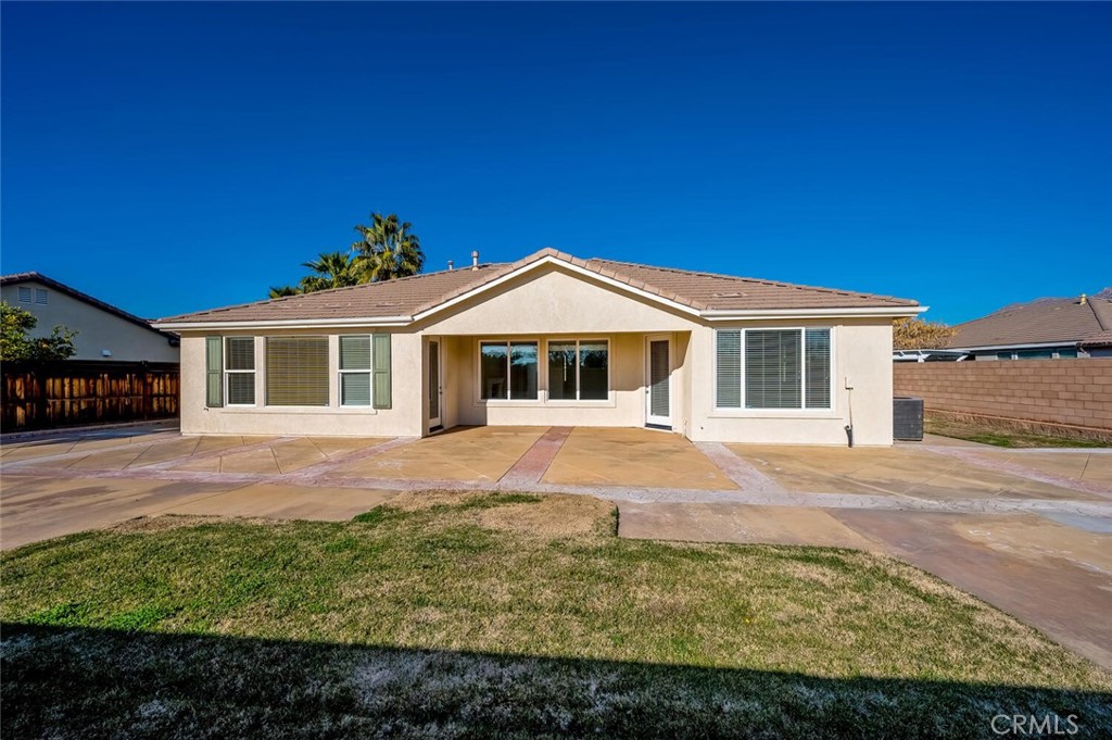 main property photo 28