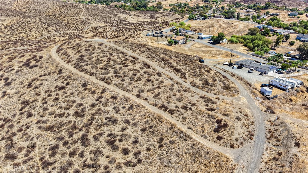 main property photo 19