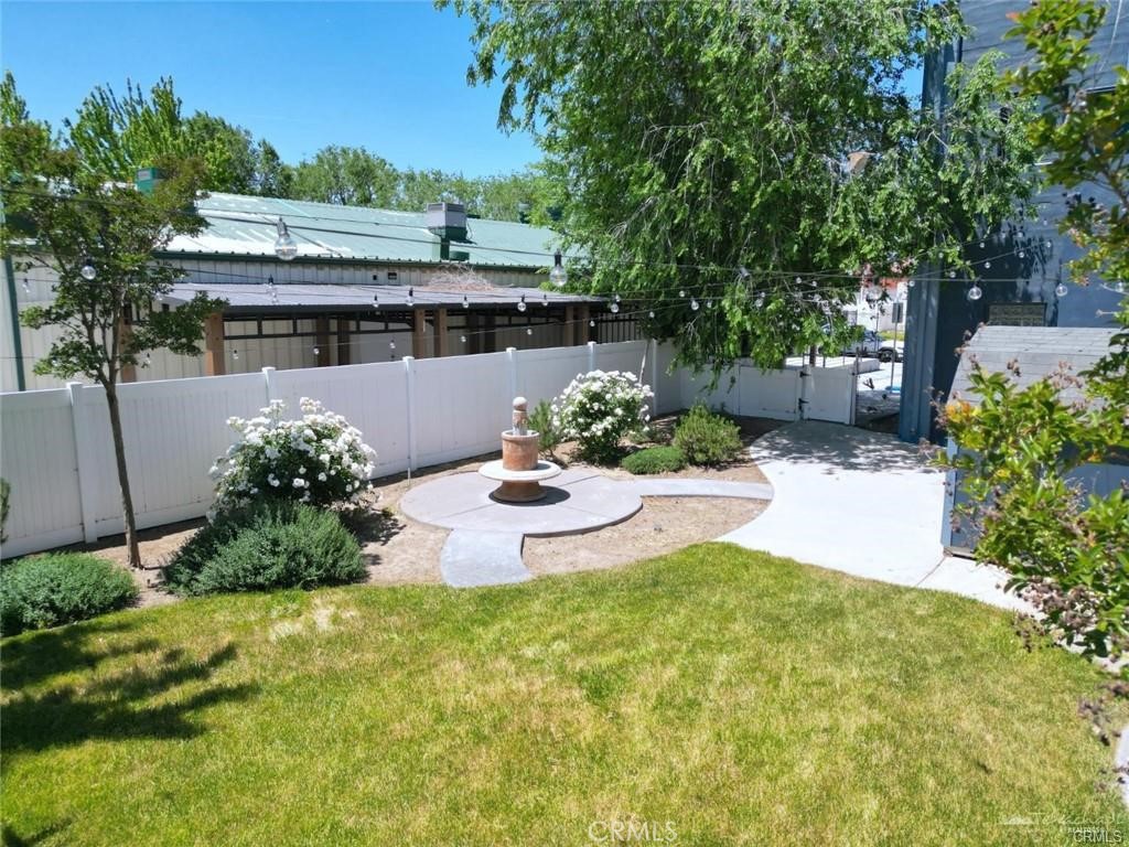 main property photo 17