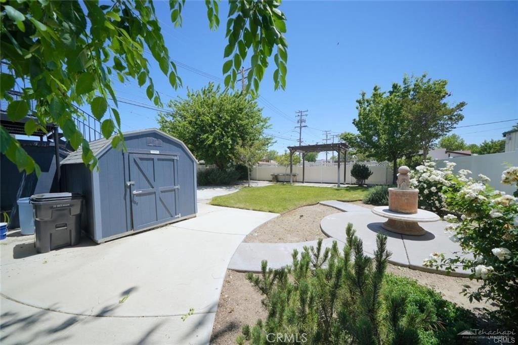main property photo 18