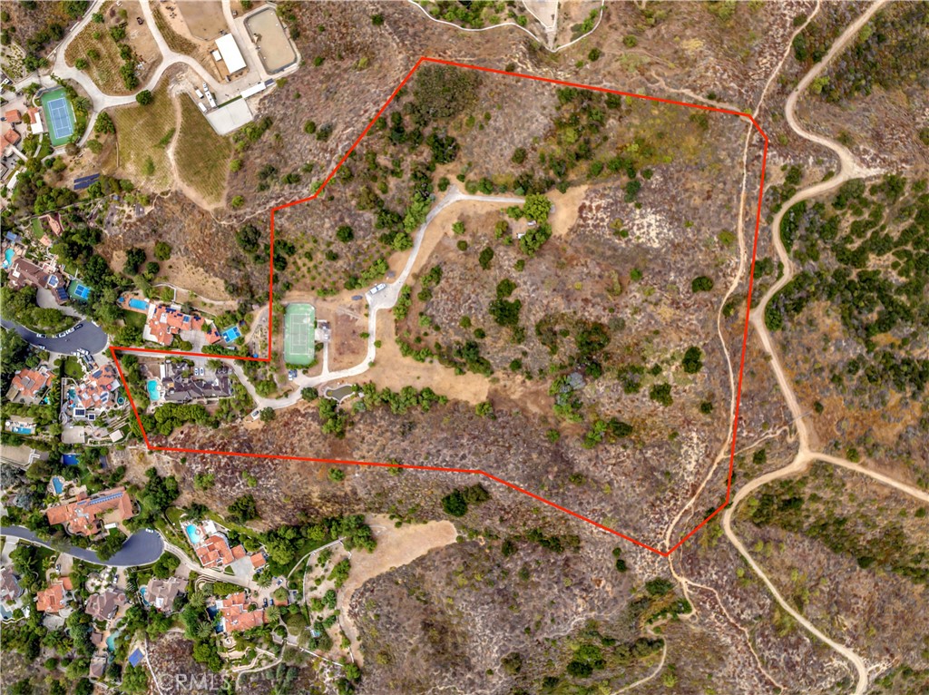 main property photo 6