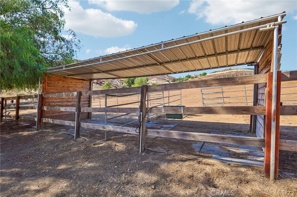 main property photo 27