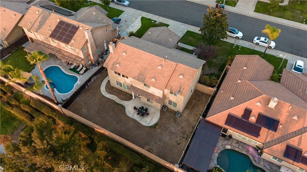 main property photo 50