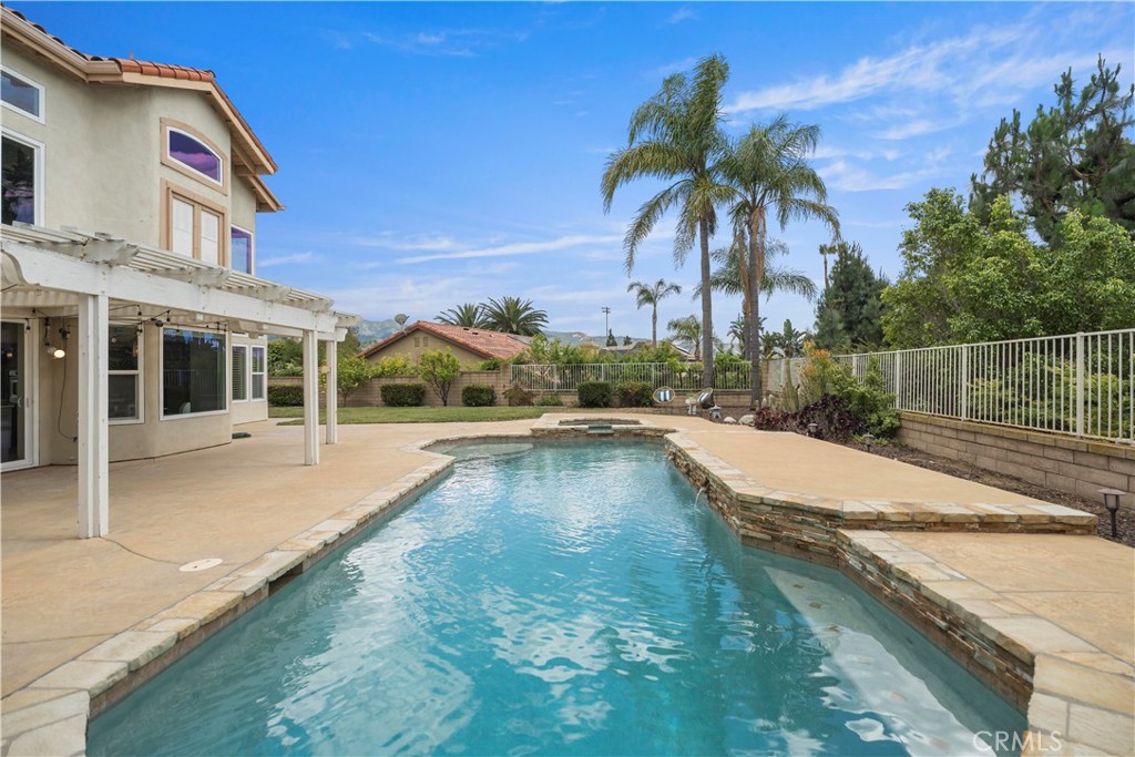 main property photo 47