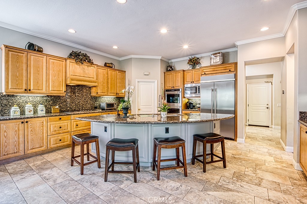 main property photo 5