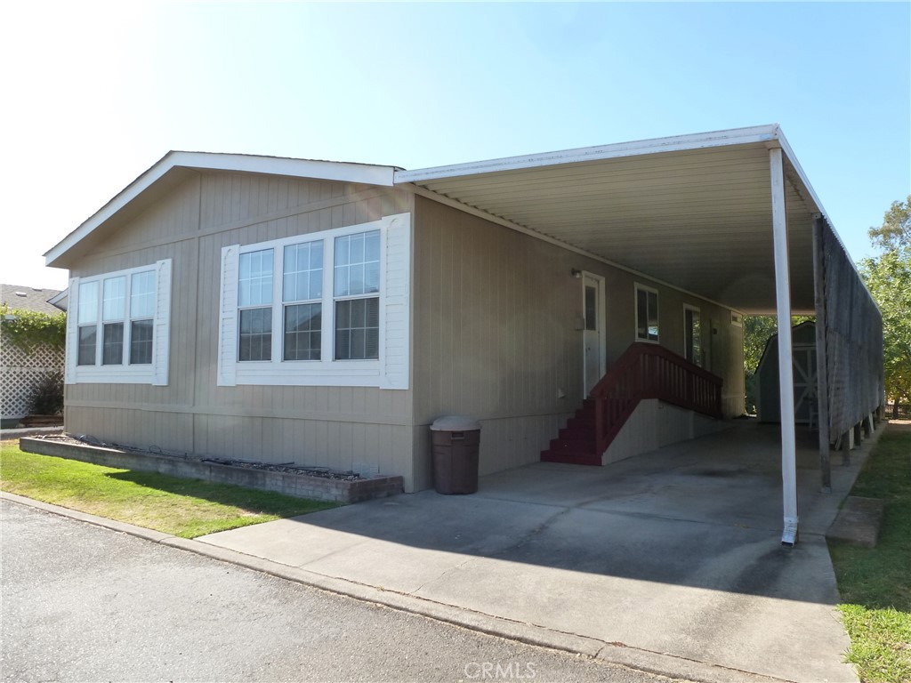 main property photo 18