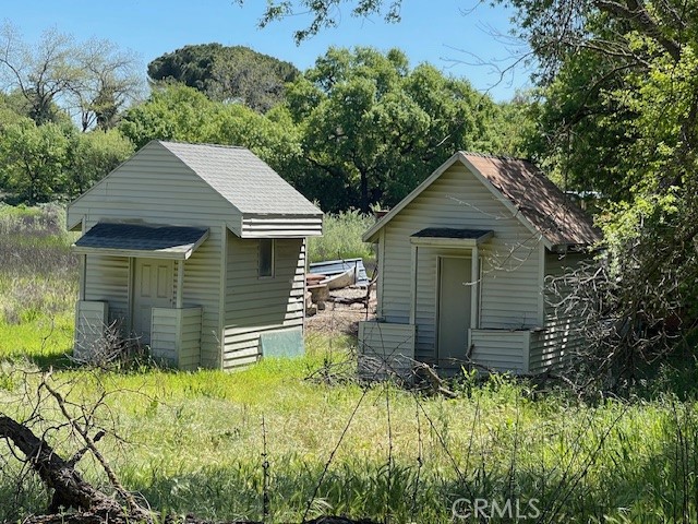 main property photo 40