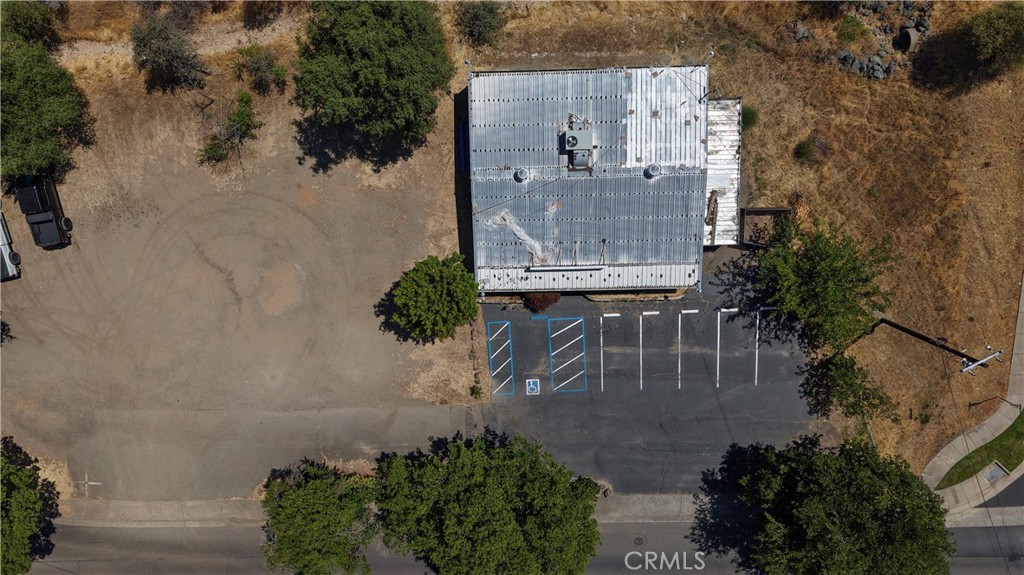 main property photo 11