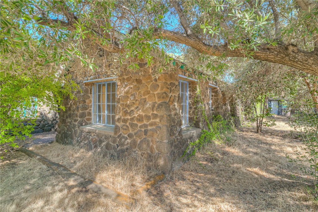main property photo 49
