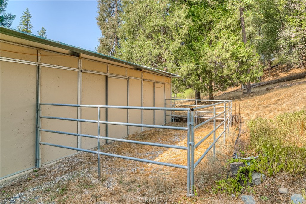 main property photo 44