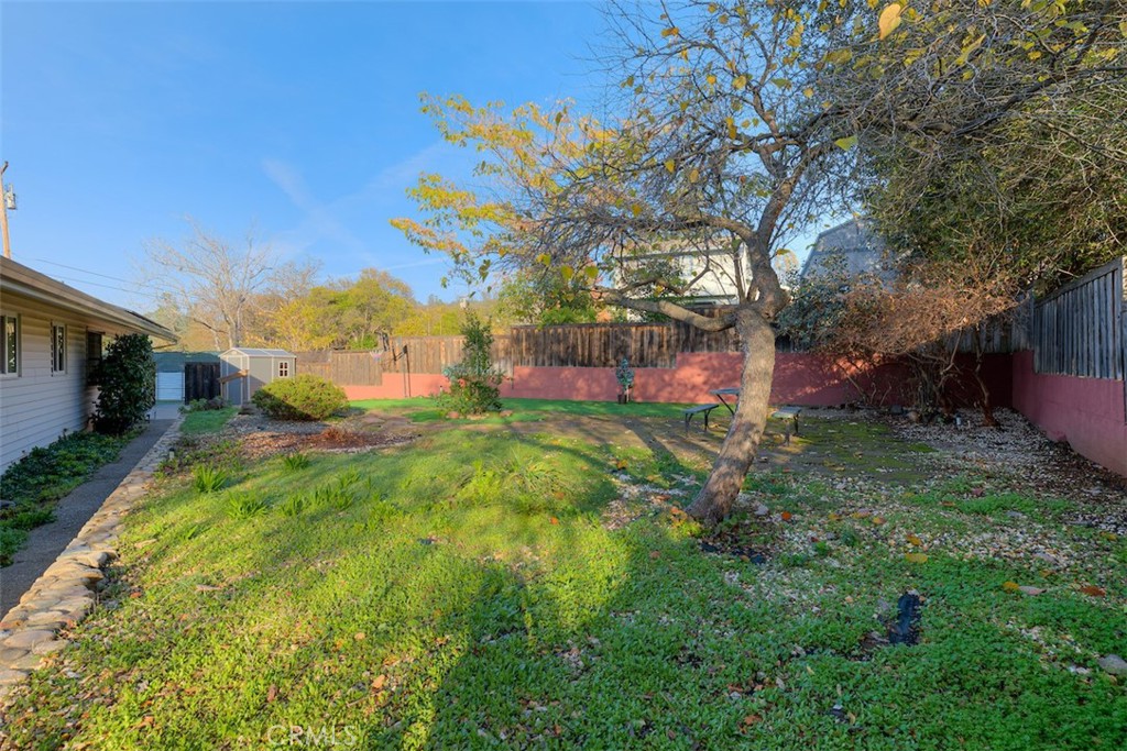 main property photo 25