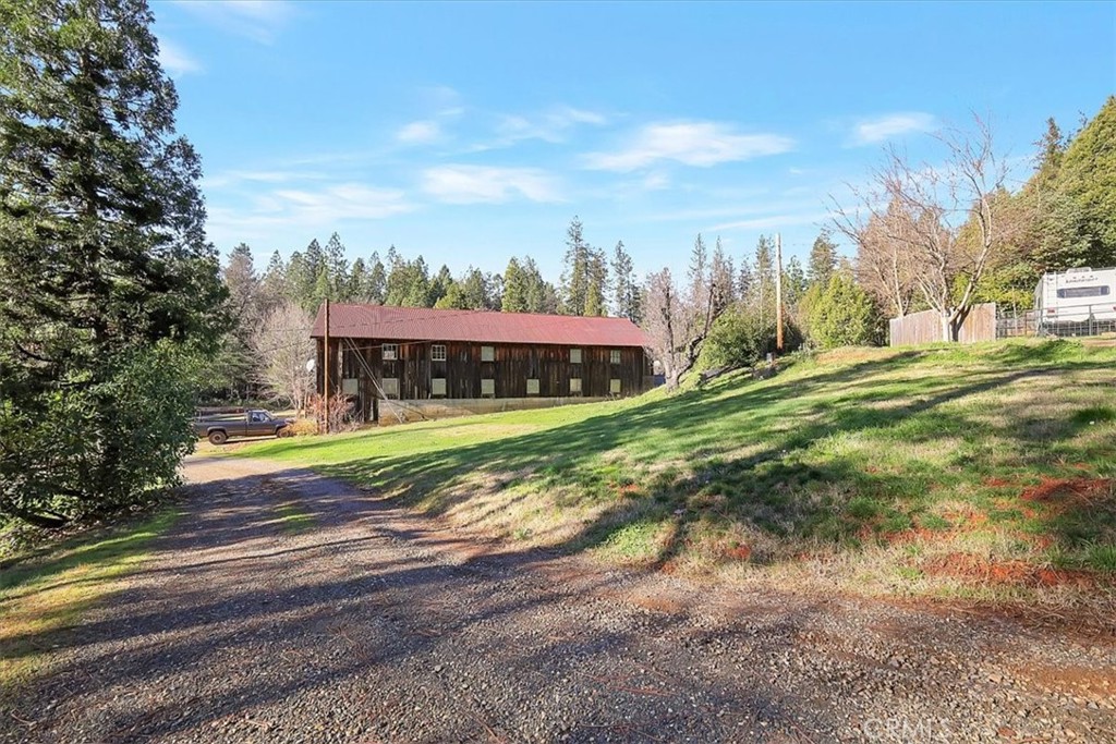 main property photo 29