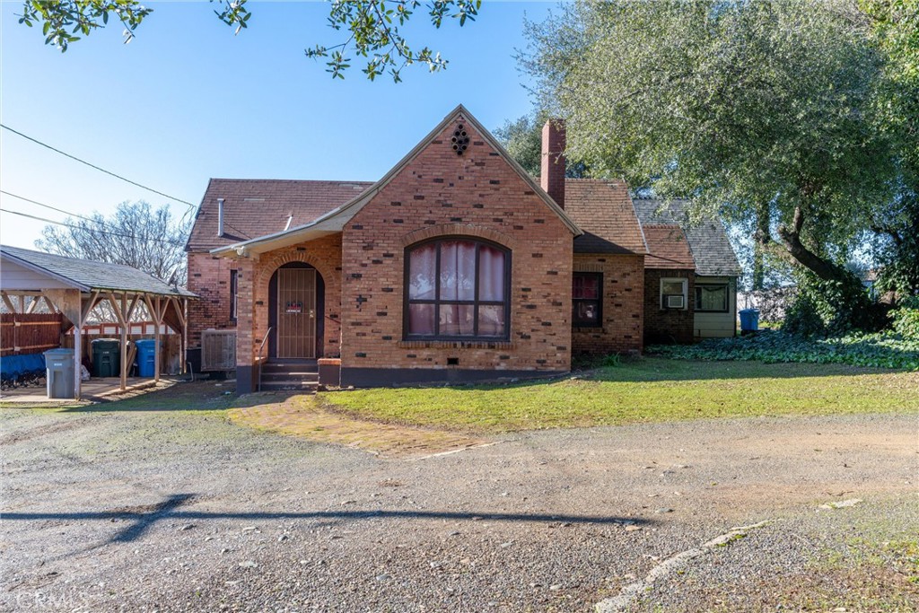 main property photo 3
