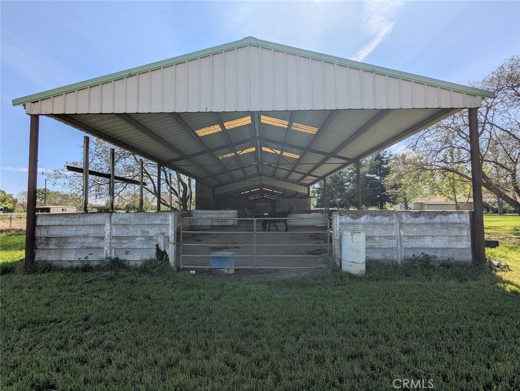 main property photo 11