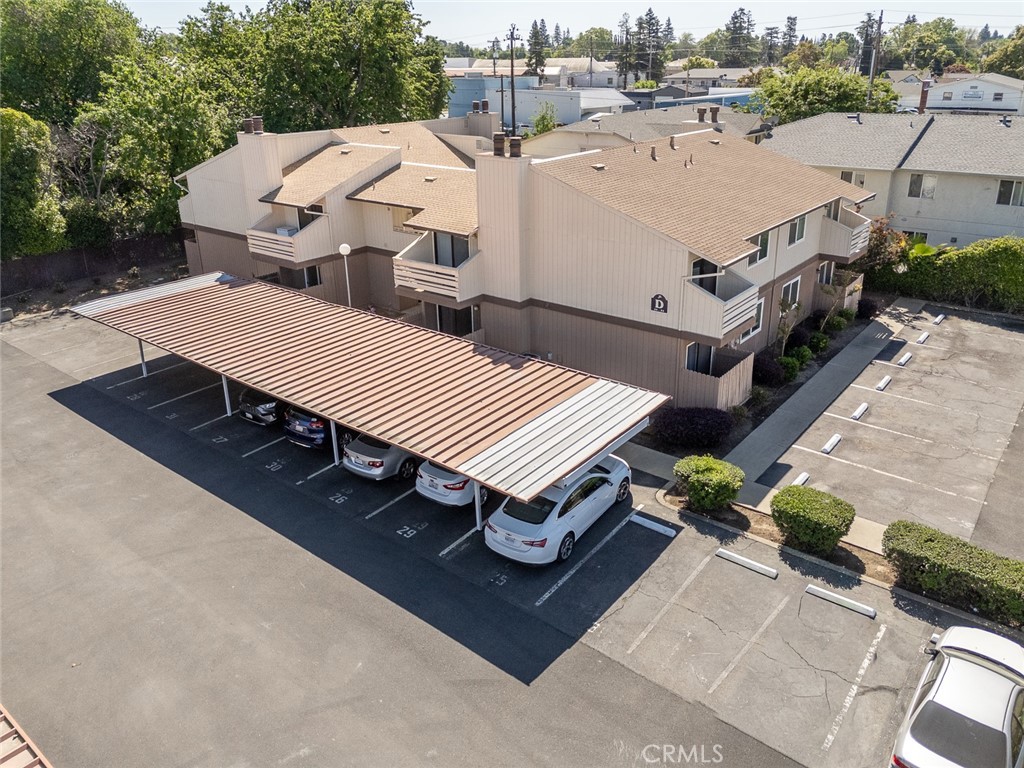 main property photo 34
