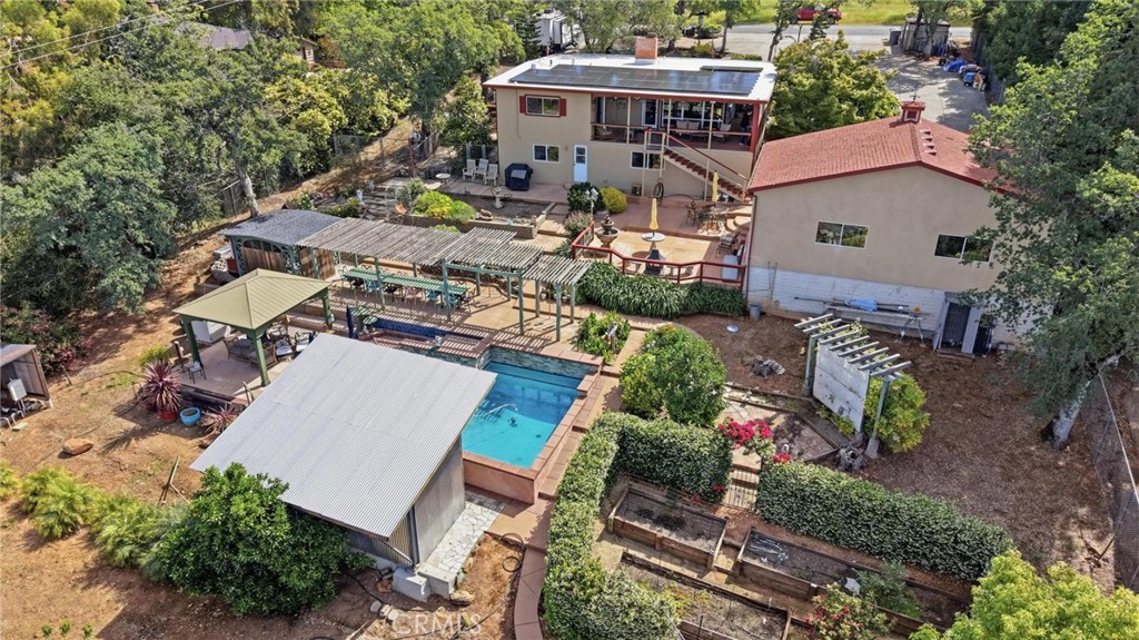 main property photo 49