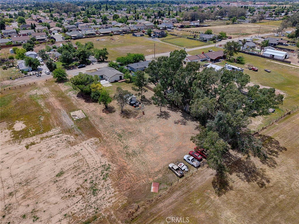 main property photo 26