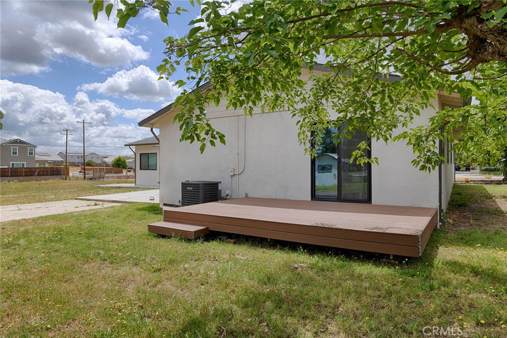 main property photo 39
