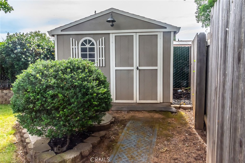 main property photo 27