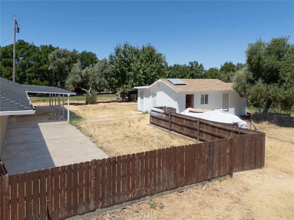 main property photo 4