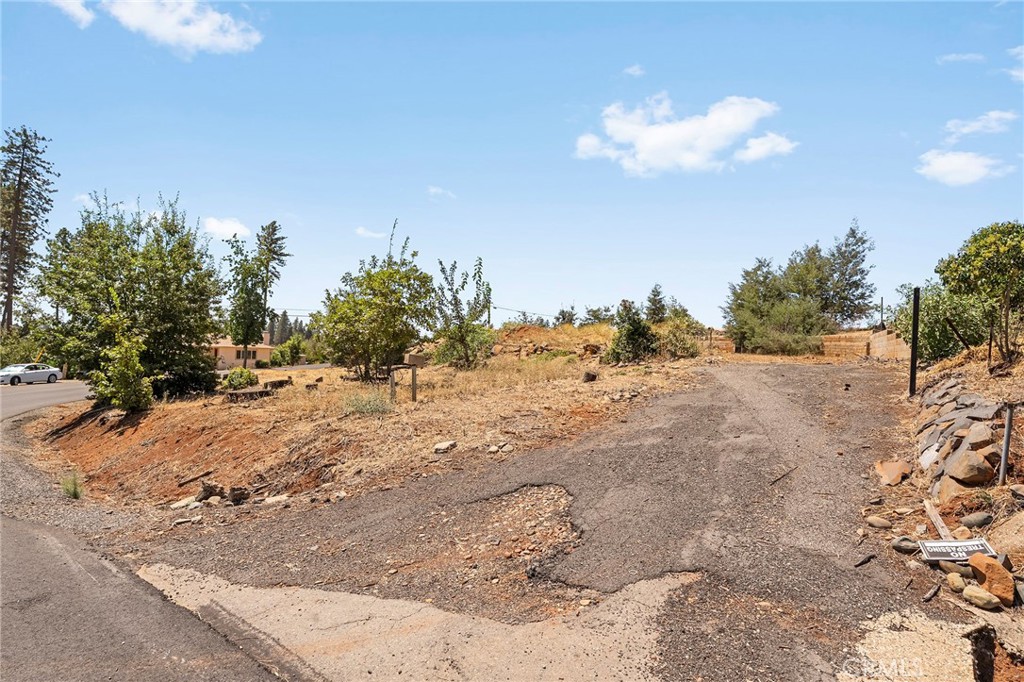 main property photo 4